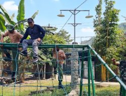 Kades Jogonegoro Mertoyudan Terjun Langsung Bekali Linmas