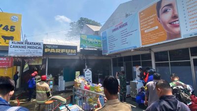 Kebakaran Menimpa Toko Susu dan Parfum di Mertoyudan, Begini Kronologinya