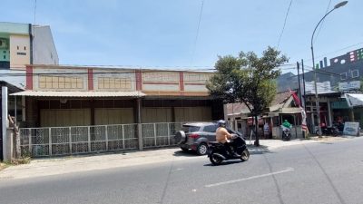 Diduga Oknum Kepala Karyawan Toko Kain di Kudus Ini Bertindak Lampaui Kapasitasnya