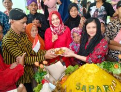 Vita Ervina Hadiri Tradisi Saparan dan Merti Dusun di Desa Prajegsari Magelang