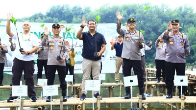 HUT Ke-72 Humas Polri Dirayakan Dengan Gerakan Pelestarian Lingkungan
