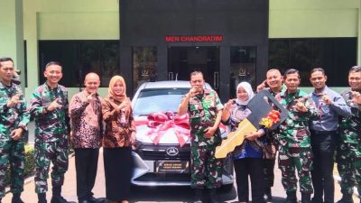 Prajurit Menchandra Akademi TNI Dapat Hadiah Mobil dari Bank Bapas 69 Magelang