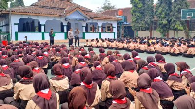 Polresta Magelang Lakukan Pembinaan Stop Bullying di SMP Negeri 1 Borobudur