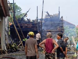 Kebakaran Landa Gudang Bawang Merah di Wanasari, Pemilik Rugi Puluhan Juta