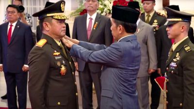 Presiden RI Lantik Pangkostrad Letjen TNI Maruli Simanjuntak Jadi KASAD