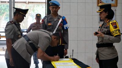 Kapolres Magelang Kota Pimpin Sertijab Kasat Reskrim dan Kapolsek Bandongan
