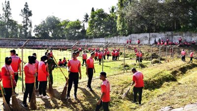 Ratusan Prajurit Akademi Militer “Serbu” Stadion Abu Bakrin, Ada Apa?