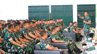 Kunker ke Yonif Mekanis 403/WP, Ini Pesan Tegas Danrem 072/Pamungkas