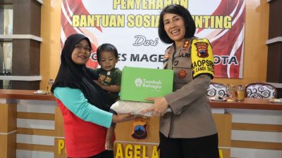 Bantu Cegah Stunting, Kapolres Magelang Kota Salurkan 100 Paket Bansos
