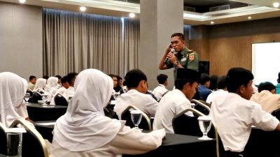 Dandim Berikan Materi Bela Negara Kepada Ketua OSIS SMP Se-Kabupaten Banyumas