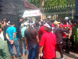 Garank 1 Kembali Demo di Kejaksaan Negeri dan ke Pendopo Kabupaten Kudus