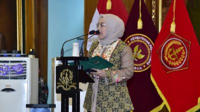 Doa Ibu Asuh Taruna Akademi Militer Bangkitkan Semangat Belajar