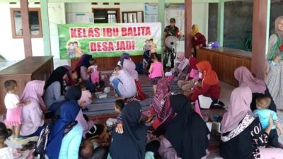 Peduli Kesehatan Masyarakat, Babinsa Koramil 04/Sumber Dampingi Kelas Ibu Balita