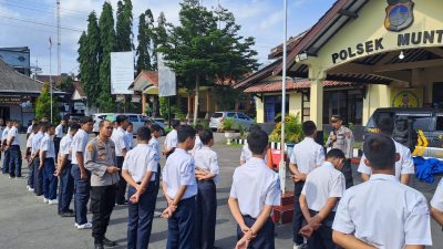 Polsek Muntilan Lakukan Pembinaan Kedisiplinan dan Karakter Pelajar SMP