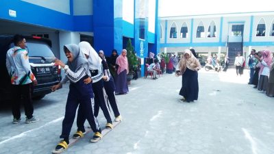 KORMI dan PDM Sinjai Gelar Olahraga Tradisional di Kampus UIAD