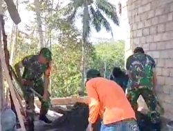 Babinsa Koramil Selorejo Kerja Bakti Bantu Warga Binaan