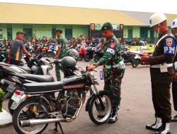 Beri Contoh Masyarakat, Kendaraan Anggota Yonarmed 11 Kostrad Diperiksa