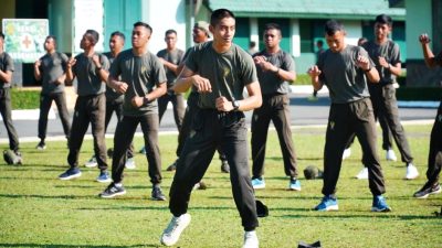 Prajurit Yonarmed 11 Laksanakan SKJ 88 dan Joget Komando