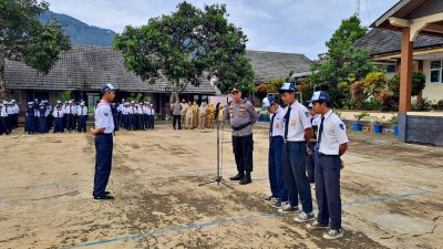 Kapolsek Windusari Ajak Pelajar Utamakan Kedisiplinan dan Tertib Aturan