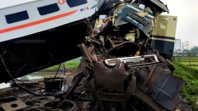 Tabrakan Kereta Api di Cicalengka Bandung, KA dari Daop 5 Dialihkan
