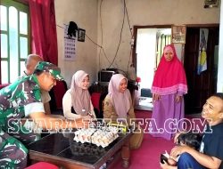 Babinsa Koramil Bakung Sambangi Anak Penderita Stunting