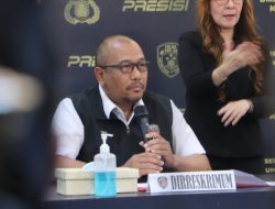 Anak Artis Ini Tewas Setelah Dibenamkan 12 Kali di Kolam