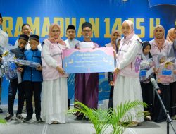 Ramadhan Berkah, Srikandi PLN Icon Plus Salurkan Paket Kasih Sayang ke Anak Yatim