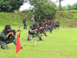 Prajurit Yonarmed 1 Kostrad Latihan Tembak Tempur Reaksi