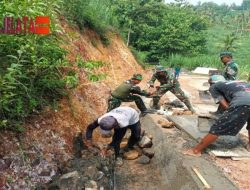 Talud di Jalur Rabat Jalan Dusun Gebang-Caren Dikebut