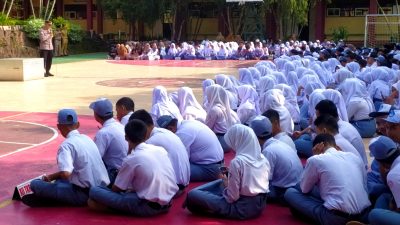 Kembali, Kepolisian Lakukan Pembinaan Pelajar SMK Negeri 1 Windusari
