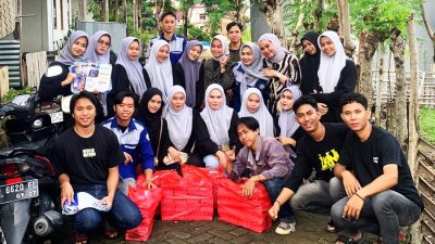 Himppesa UIAD Sinjai Sosialisasikan Program Studi dan Berbagi Takjil