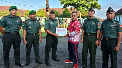 Akbar Ridho Hartono Terima Penghargaan dari Secaba Rindam IV/Diponegoro