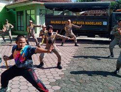 Akbar Ridho Hartono Terima Penghargaan dari Satpol PP Kota Magelang
