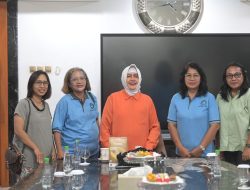 Indira Yusuf Ismail Dorong PWKI Edukasi Warga Pesisir Terkait Kebersihan
