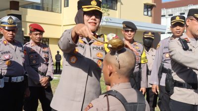 Kapolres Magelang Kota Pimpin Tradisi Pembaretan Bintara Remaja