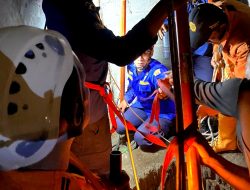 Terpeleset, Seorang Ibu Warga Bandongan Tercebur Sumur