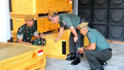 Irpussenarmed Laksanakan Pengawasan Gudang MKB di Yonarmed 1 Kostrad