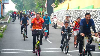 Meriahkan Hari Jadi Kota Magelang, Yonarmed 11/GG/2/2 Kostrad Ikuti Gowes Bersama
