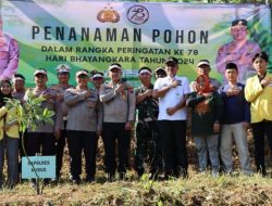 Sambut Hari Bhayangkara, Secara Serentak Polres Kudus Tanam Ribuan Pohon