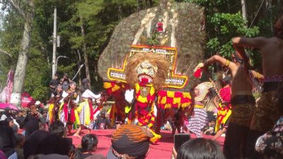 Ribuan Pengunjung Padati Grebeg Suro Gunung Tidar 2024