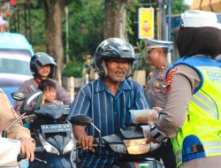 Polres Magelang Kota Sosialisasikan OPC 2024 Sembari Bagikan Nasi Dos