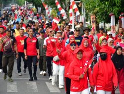 Ribuan Peserta Meriahkan Jalan Santai Semarak HUT RI Ke-79 di Kecamatan Sinjai Utara
