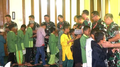 Peserta KKL Binsat Pasis Dikreg LXIV Seskoad Kecabangan Armed Berbagi Kasih