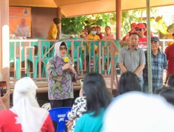Ketua TP PKK Kota Makassar Pantau Pelayanan Kesehatan Lansia di Tamalanrea