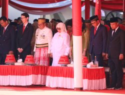 Indira-Danny Khidmat Ikuti Upacara Peringatan Proklamasi Kemerdekaan ke-79 RI di Rujab Gubernur