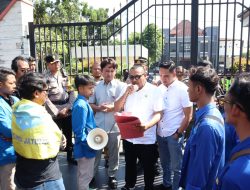 Kawal Putusan MK, Aliansi Mahasiswa Brebes Gelar Aksi di Kantor DPRD