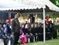 Dandim 1424 Sinjai Pimpin Upacara Taptu dan Pawai Obor Sambut HUT Ke-79 Kemerdekaan RI