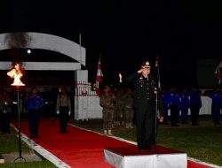 Sambut Proklamasi Kemerdekaan ke-79, Pj Bupati dan Forkopimda Sinjai Apel Kehormatan dan Renungan Suci di TMP Mangottong