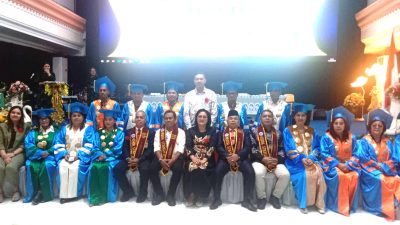 Asisten I Pj Gubernur Malut Hadiri Wisuda STIKMa