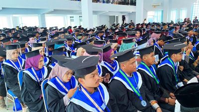 Cetak 366 Sarjana dan Magister 2024, Begini Komitmen Rektor UIAD Sinjai